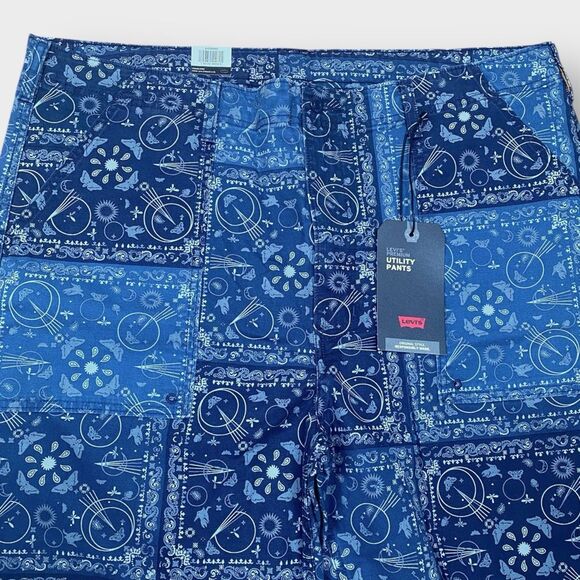Levi's Bandana Printed Chore/Utilty Stretch Pants Urban Outfitters size 42x30 - Picture 4 of 12